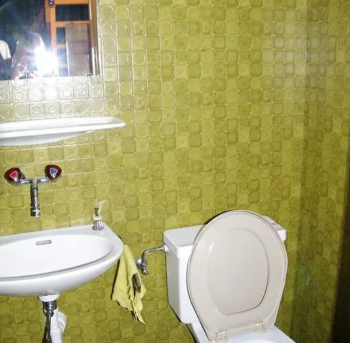 Semesterbostad Bruen *